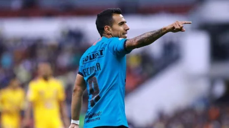 Club de la Liga MX levanta la mano para fichar al volante del América, Alonso Escoboza