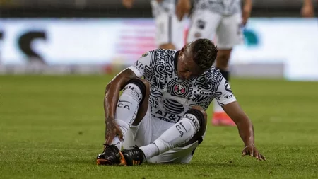 Una lesión deja al mediocampista peruano Pedro Aquino fuera de la Copa América