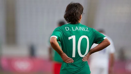 Prensa francesa resalta la participación de Diego Lainez en el triunfo de la Selección Mexicana 