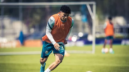 Jorge Sánchez regresa a los entrenamientos y pinta para ser titular en el Monterrey vs Club América