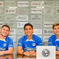 Sánchez, Naveda y Lainez en firma de autógrafos