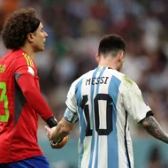 Guillermo Ochoa y Lionel Messi